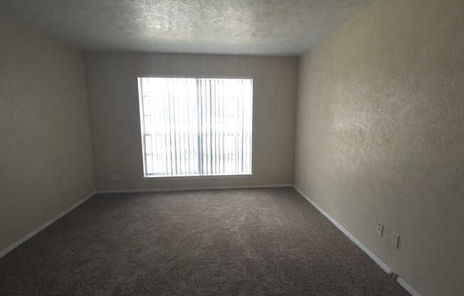 2 beds, 1.5 baths, $1,150, Unit 2029