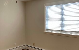 4 PLEASANT AVE