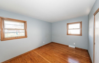 3837 S 95 ST