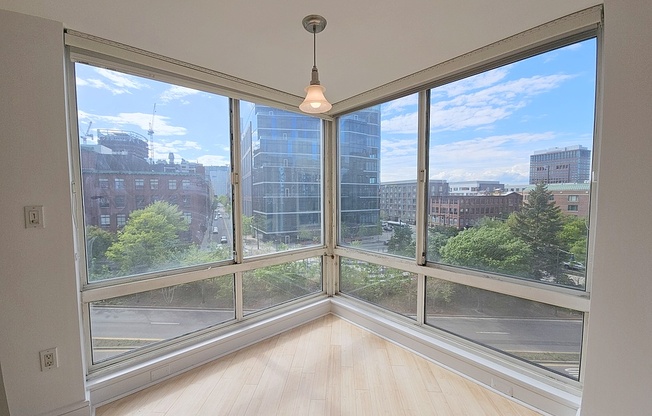 75 cambridge parkway 502E