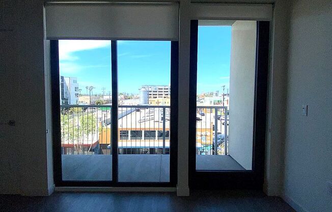 Studio, 1 bath, $2,495, Unit Unit 305