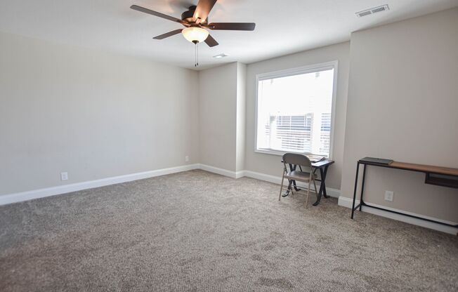 2 beds, 2.5 baths, $1,400