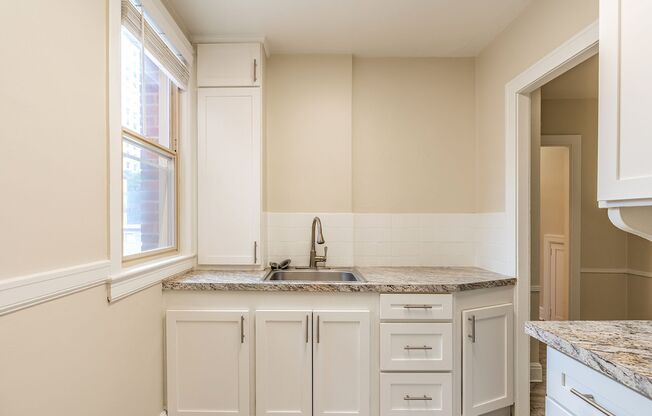 Studio, 1 bath, 478 sqft, $1,195, Unit 107