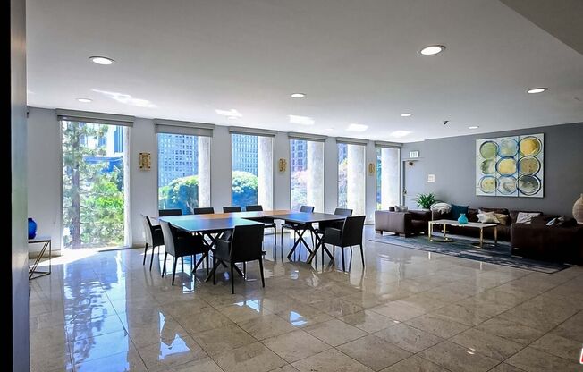 1 bed, 1 bath, 762 sqft, $2,400, Unit 602