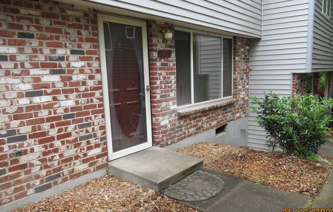 Updated 3 Bedroom Townhome 4 Mins from Multnomah Village