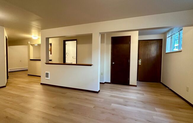 1 bed, 1 bath, 675 sqft, $1,495, Unit 17