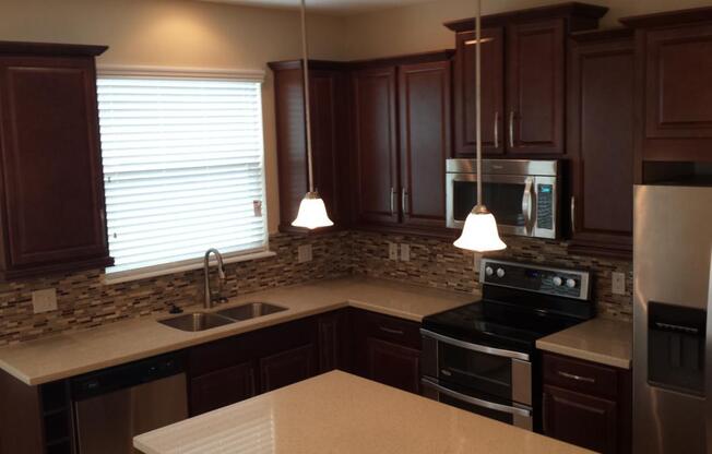 3 Bed 2.5 Bath Tech Savy Corner Townhouse in Windermere