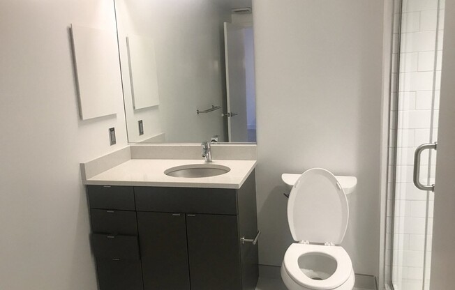 1 bed, 1 bath, 814 sqft, $3,000, Unit 410