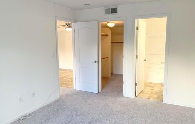 2 beds, 2 baths, $2,645, Unit # 23