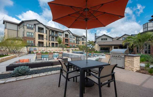 Poolside Grilling Stations at Fifty02 Westover Hills, San Antonio