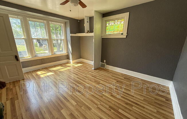 2630 N 24 ST