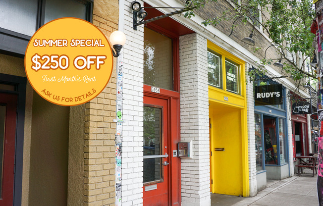 Summer Special: Spacious Vintage 1-Bed with Exposed Brick, Dishwasher, Clawfoot Tub