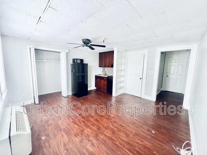 216 5 AVE N