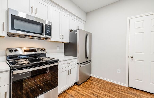 2 beds, 2 baths, 1,003 sqft, $1,827, Unit 0322