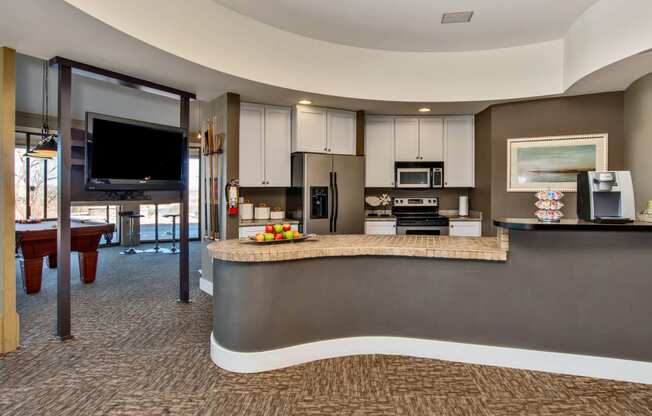 Kitchen with accessories at Bonterra Lakeside Apartments, Colorado, 80906