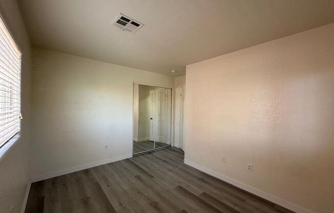 3 beds, 2 baths, $1,345, Unit # 2154