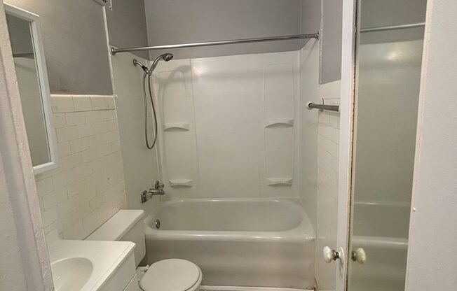 Studio, 1 bath, $647, Unit 205