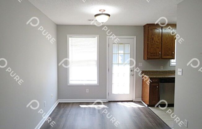 3 beds, 2 baths, $1,485