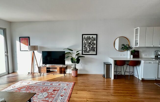 1 bed, 1 bath, 792 sqft, $1,485, Unit 409
