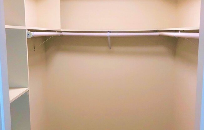 1 bed, 1 bath, 975 sqft, $2,575, Unit 1804WL-0T1