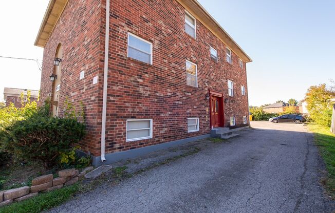 2718 Rockford Lane