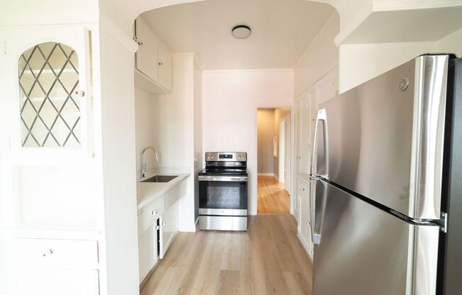 633 Cleveland Street