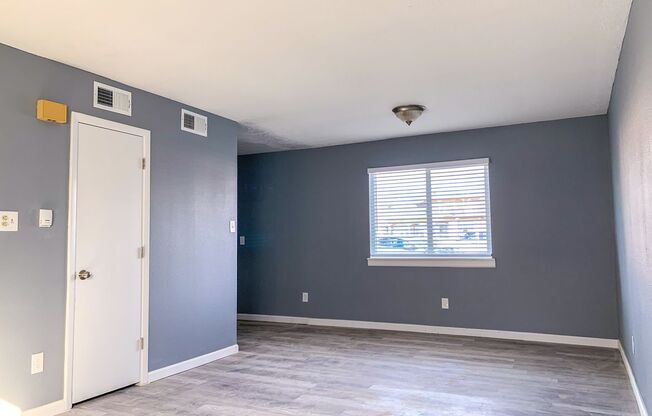 Beautiful Apartment Community with Residential Courtyard