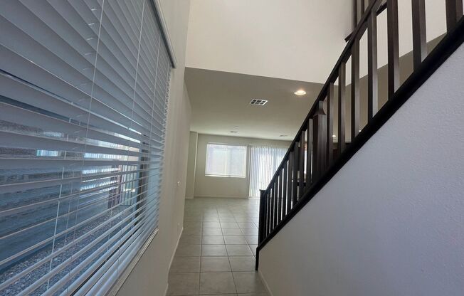 Beautiful 4 Bedroom Plus Loft Home!