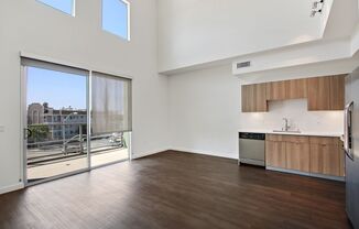 1 bed, 1 bath, 736 sqft, $2,895, Unit 310