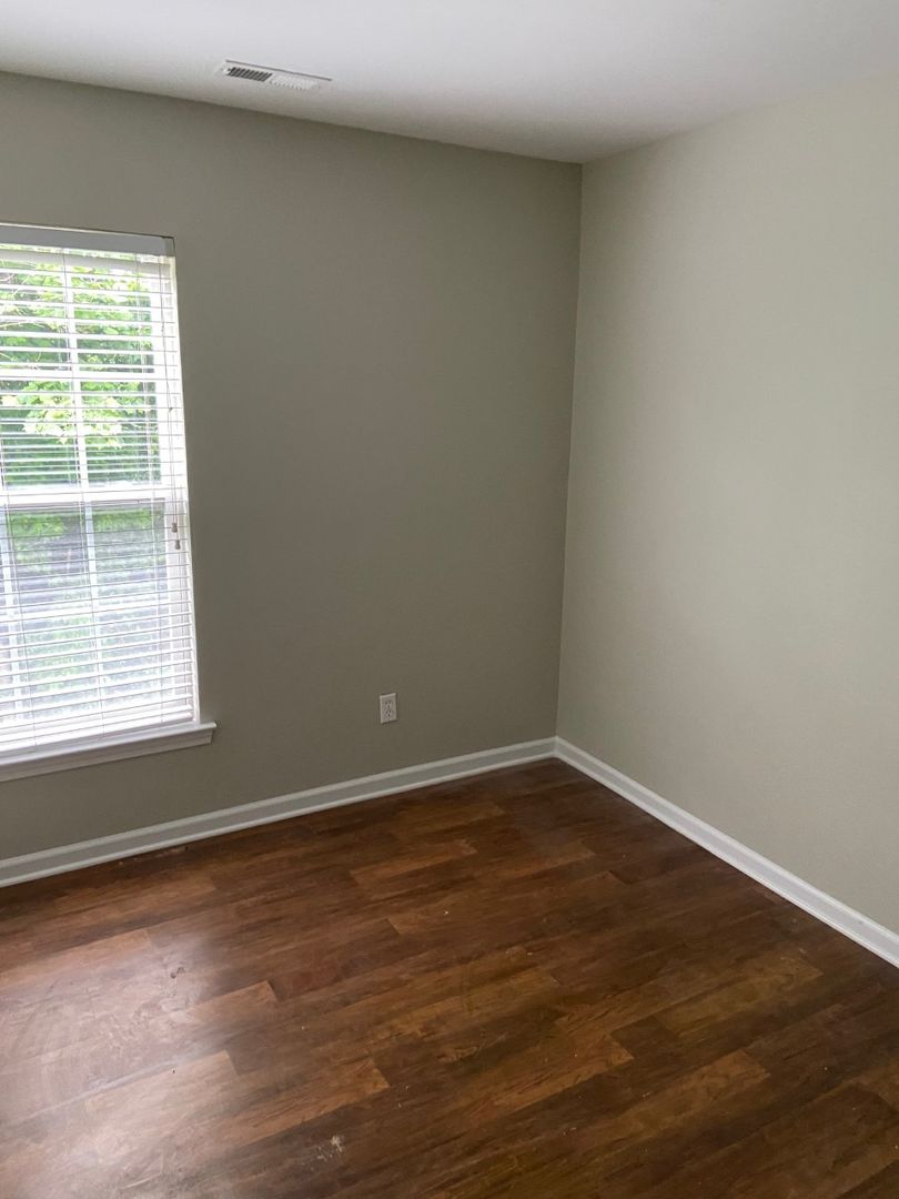 Coming Soon! 3 bedroom/ 2.5 bathroom Townhouse!