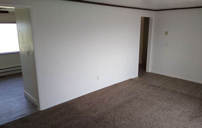 3 beds, 1 bath, $1,175