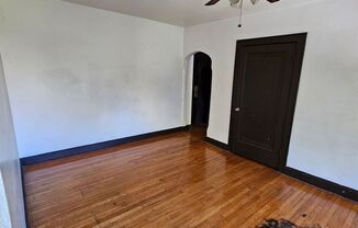 1 bed, 1 bath, $795, Unit 9