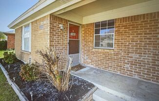 Charming 2-bedroom 2-bath brick duplex "ARLINGTON"
