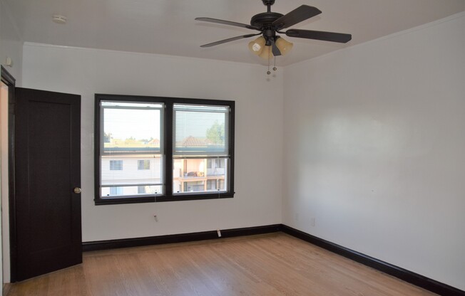 Studio, 1 bath, 450 sqft, $1,595, Unit 19