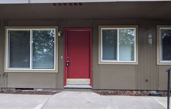 1 bed, 1 bath, 650 sqft, $1,168.75, Unit 3515-15
