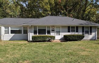 Welcome to Your Charming New Home in Florissant, MO!