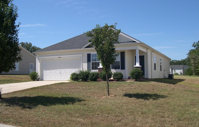 3 bed, 2 bath ranch home