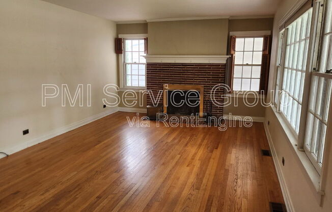 450 E N ST