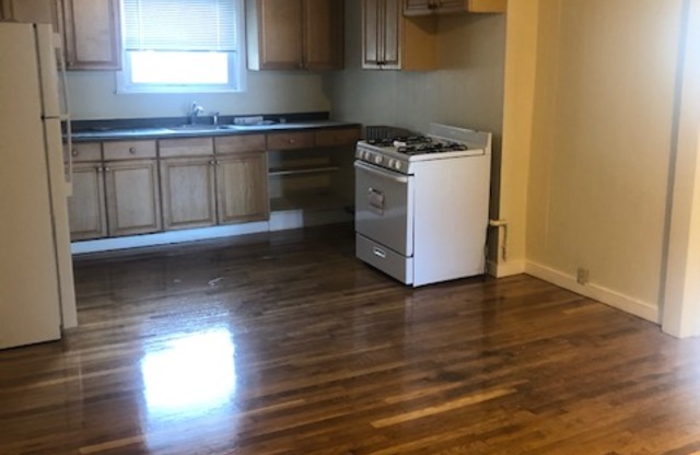 286 Beacon St.