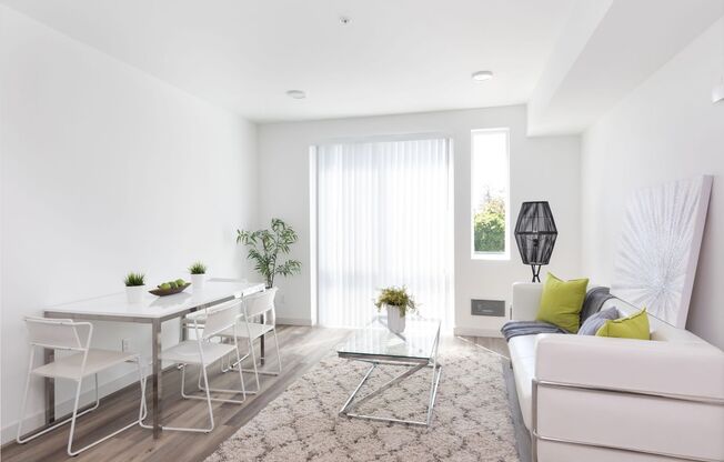 1 bed, 1 bath, 525 sqft, $2,125, Unit 401