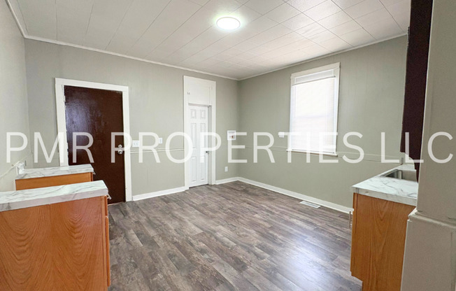 1 Bedroom / 1 Bathroom House