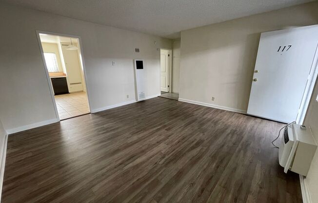 1 bed, 1 bath, 624 sqft, $1,995, Unit 117