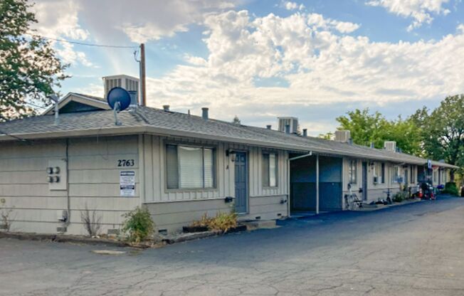 2759/2763 Hawn Ave (Printopya) - RM
