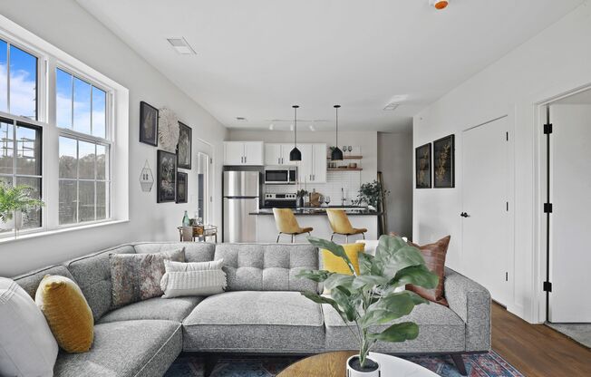 1 bed, 1 bath, 747 sqft, $1,420, Unit 210