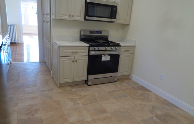 36 WILSON AVE