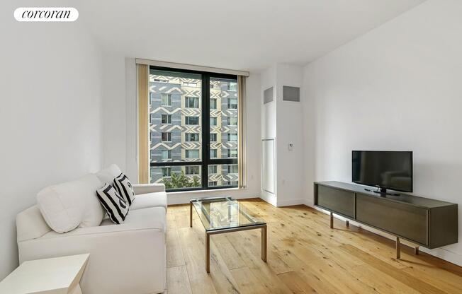23 W 116 ST