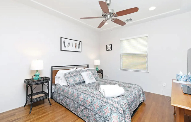 Canyon Home with Views and Solar