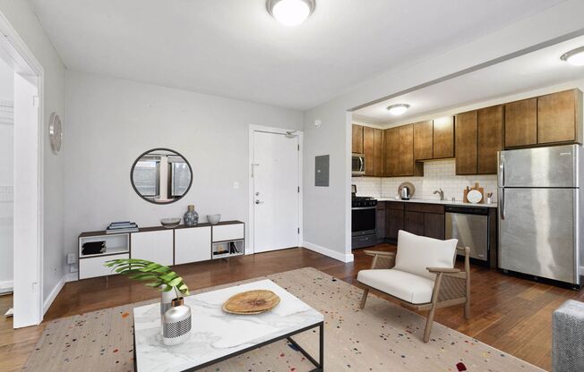 Studio, 1 bath, 442 sqft, $949, Unit Unit 203