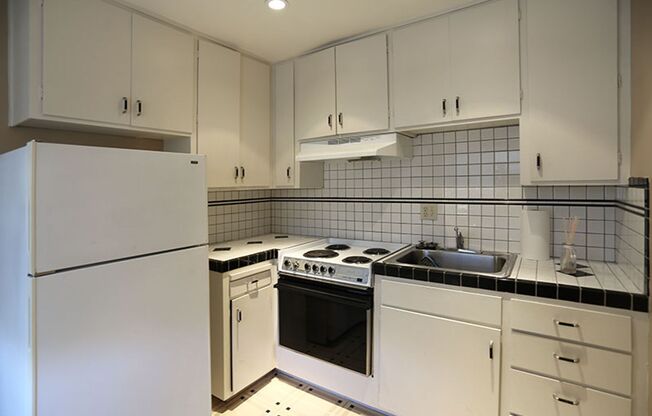 Studio, 1 bath, $1,895, Unit #101