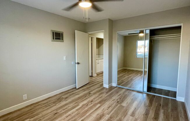 2 beds, 1 bath, $2,395, Unit Unit P